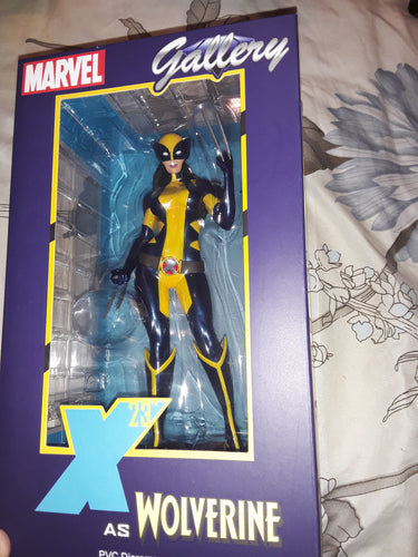 Diamond select toys Marvel Gallery X-23 wolverine statue